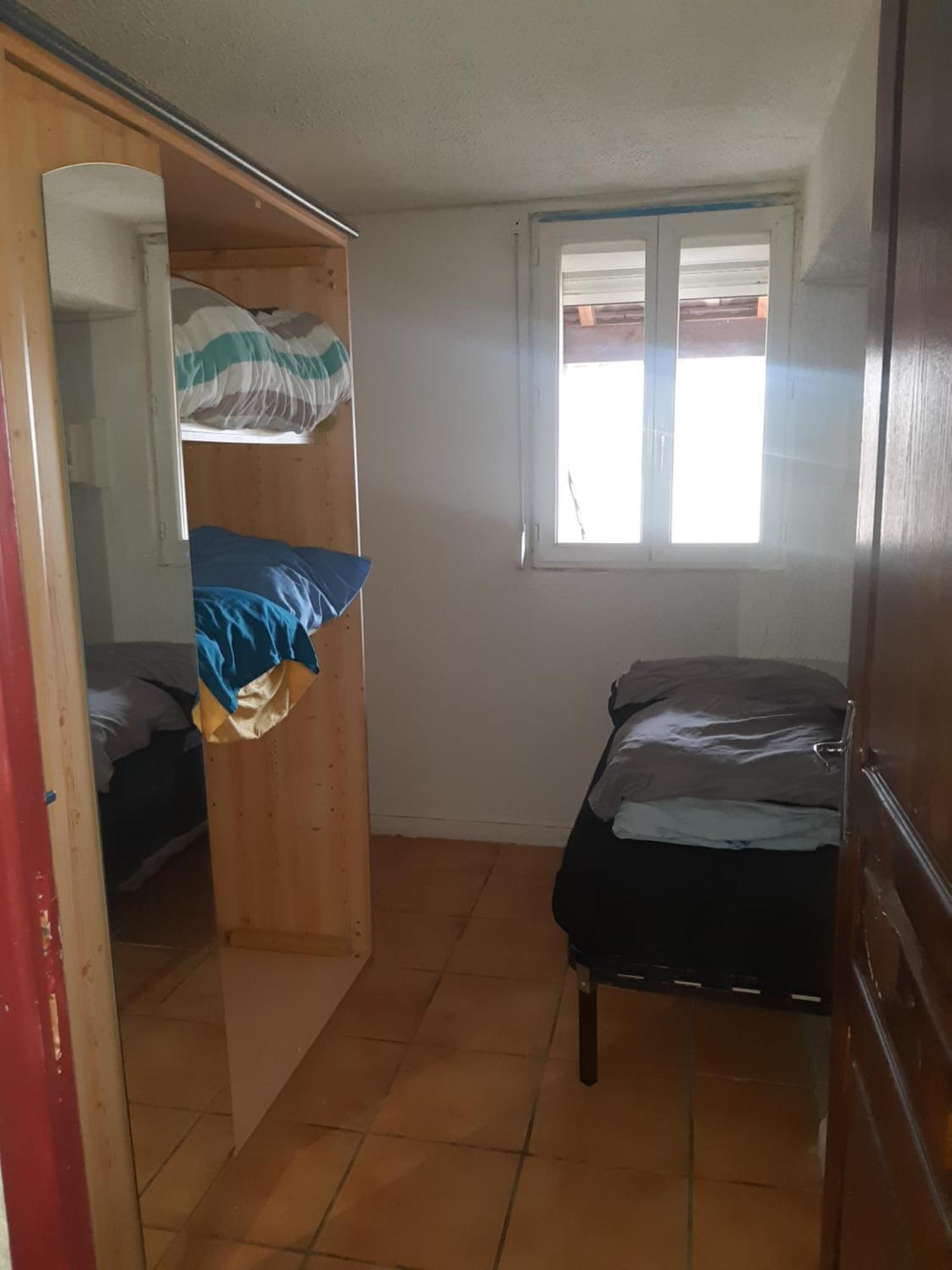 Gogo Location 1 Apartment Forest-Saint-Julien ภายนอก รูปภาพ