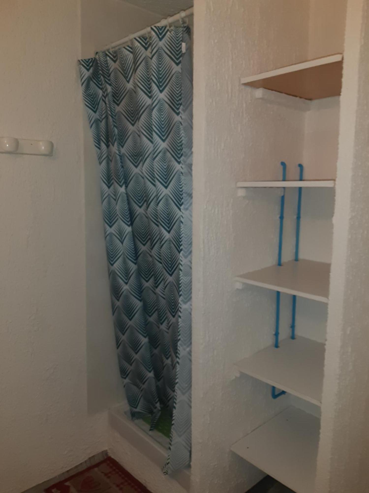Gogo Location 1 Apartment Forest-Saint-Julien ภายนอก รูปภาพ