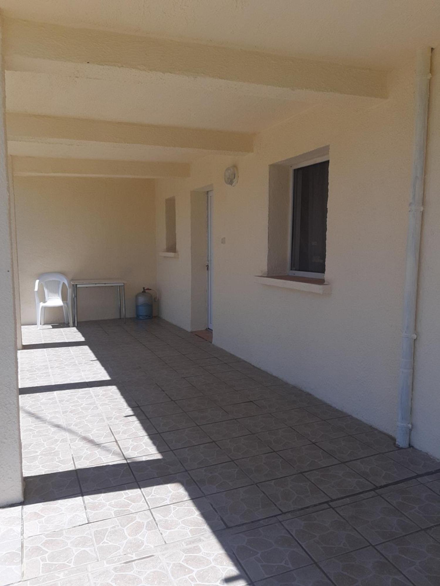 Gogo Location 1 Apartment Forest-Saint-Julien ภายนอก รูปภาพ