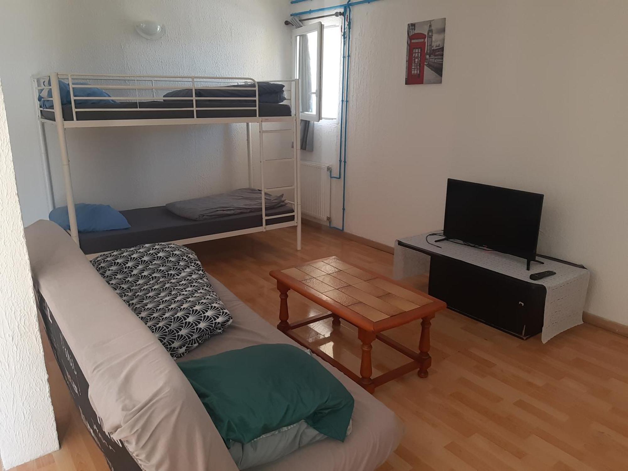 Gogo Location 1 Apartment Forest-Saint-Julien ภายนอก รูปภาพ