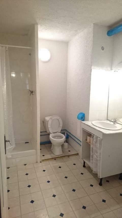 Gogo Location 1 Apartment Forest-Saint-Julien ภายนอก รูปภาพ