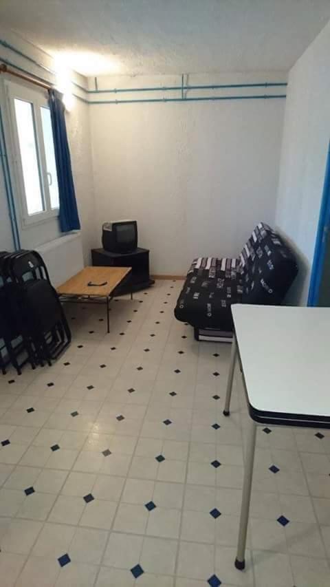 Gogo Location 1 Apartment Forest-Saint-Julien ภายนอก รูปภาพ